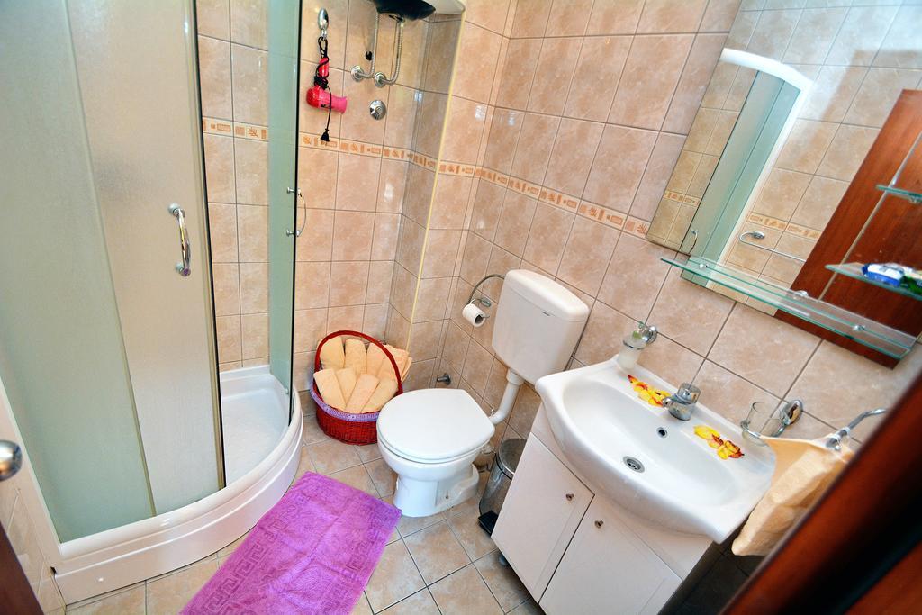 Apartments Dinko Zifra Tivat Exterior photo